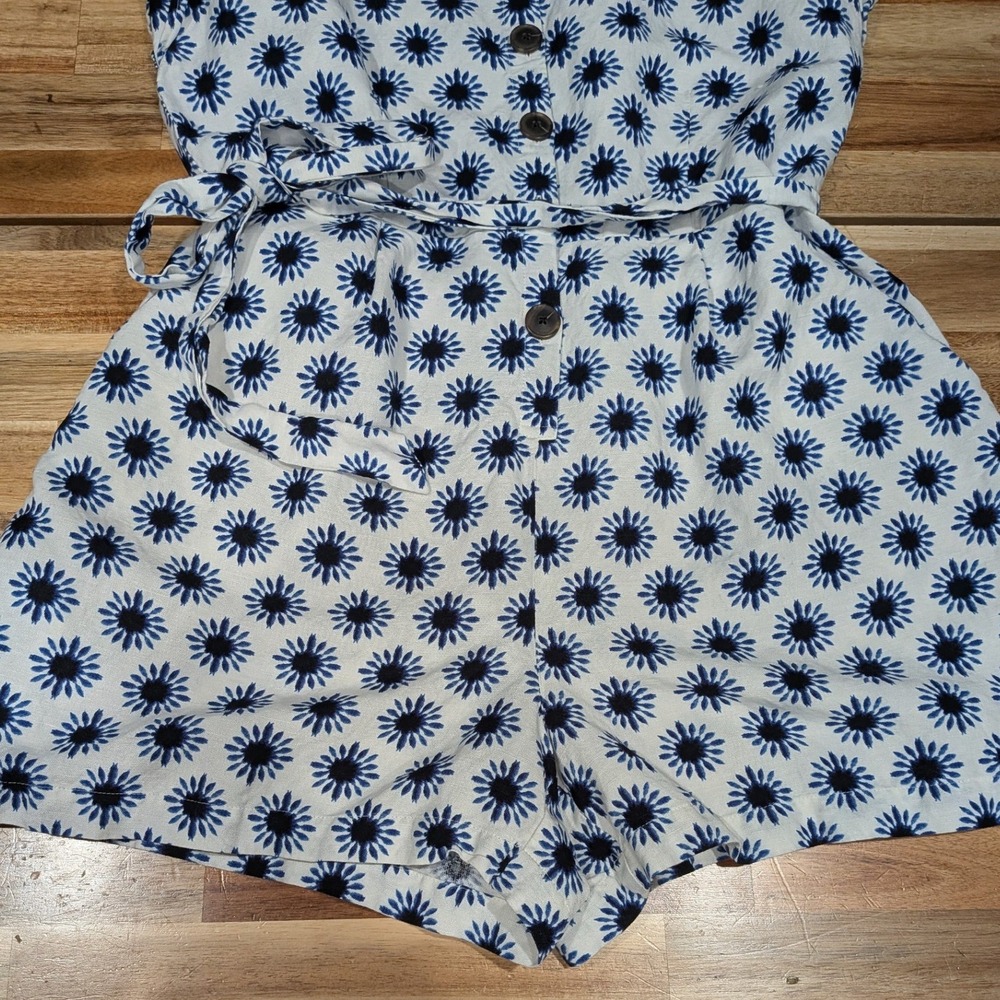 LOFT Womens Romper 10 Linen Blue White Floral Ruffle Sleeve Coastal Cottage - Picture 3 of 10